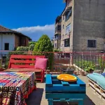 Six-Pack Hostel