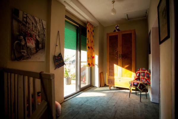Six Pack Hostel